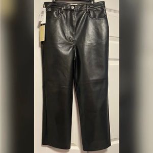 Melina cropped pants from Aritzia